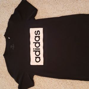 Adidas T-shirt